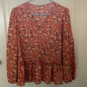 NWOT Pleione polyester v-neck long sleeve flowy top, Size S